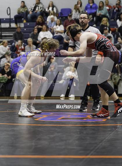 Thumbnail 3 in Center Hill vs Tupelo photogallery.