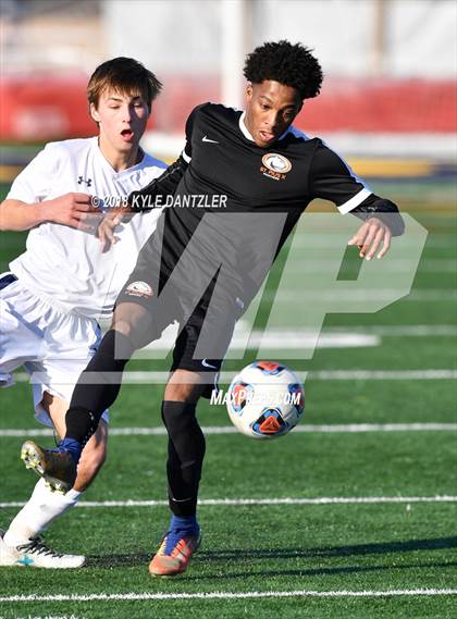 Thumbnail 1 in St. Pius X @ John Paul II (TAPPS Division 1 Playoff) photogallery.
