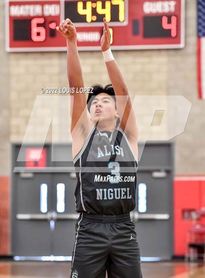 Thumbnail 1 in Aliso Niguel vs. Foothill (Nike Extravaganza) photogallery.