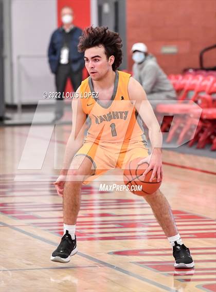 Thumbnail 2 in Aliso Niguel vs. Foothill (Nike Extravaganza) photogallery.