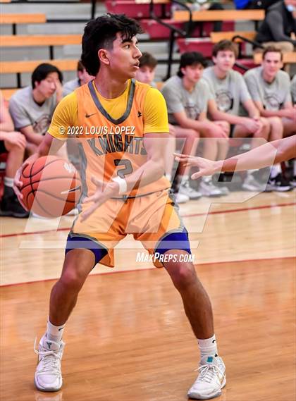 Thumbnail 2 in Aliso Niguel vs. Foothill (Nike Extravaganza) photogallery.