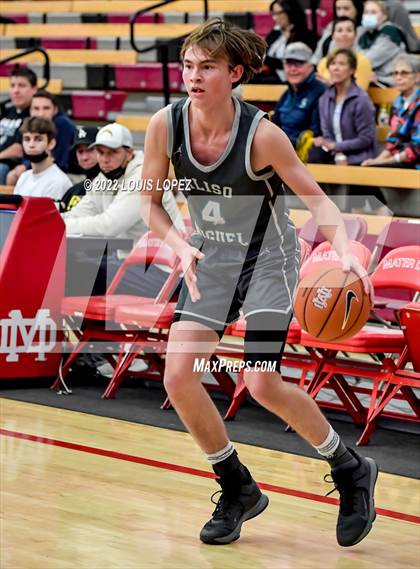 Thumbnail 1 in Aliso Niguel vs. Foothill (Nike Extravaganza) photogallery.