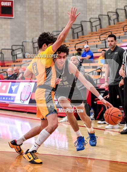 Thumbnail 3 in Aliso Niguel vs. Foothill (Nike Extravaganza) photogallery.
