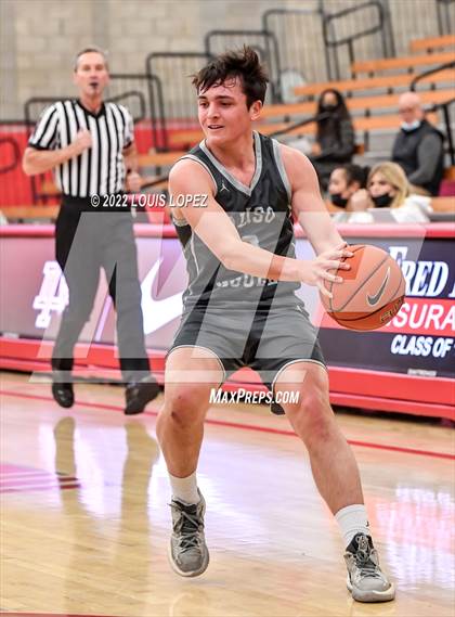 Thumbnail 3 in Aliso Niguel vs. Foothill (Nike Extravaganza) photogallery.
