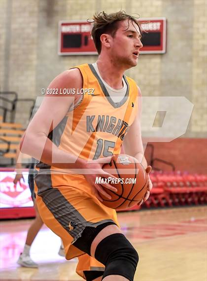 Thumbnail 3 in Aliso Niguel vs. Foothill (Nike Extravaganza) photogallery.