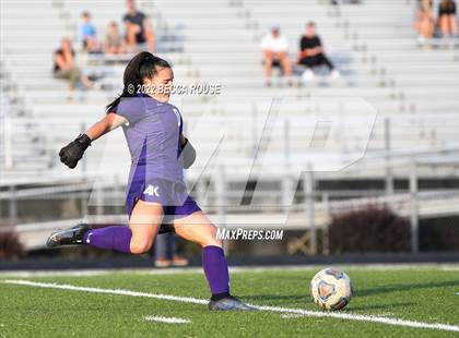 Thumbnail 3 in Ardrey Kell vs Marvin Ridge (NCHSAA 4A 3rd Round Playoff) photogallery.