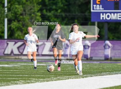 Thumbnail 2 in Ardrey Kell vs Marvin Ridge (NCHSAA 4A 3rd Round Playoff) photogallery.