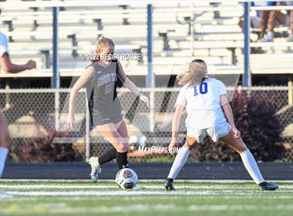 Thumbnail 2 in Ardrey Kell vs Marvin Ridge (NCHSAA 4A 3rd Round Playoff) photogallery.