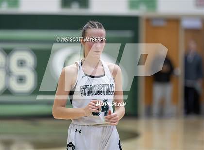 Thumbnail 3 in Louisville @ Strongsville photogallery.