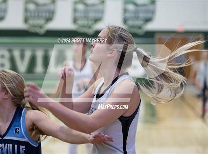 Thumbnail 3 in Louisville @ Strongsville photogallery.
