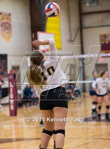 Thumbnail 3 in Providence Catholic @ San Antonio Christian photogallery.