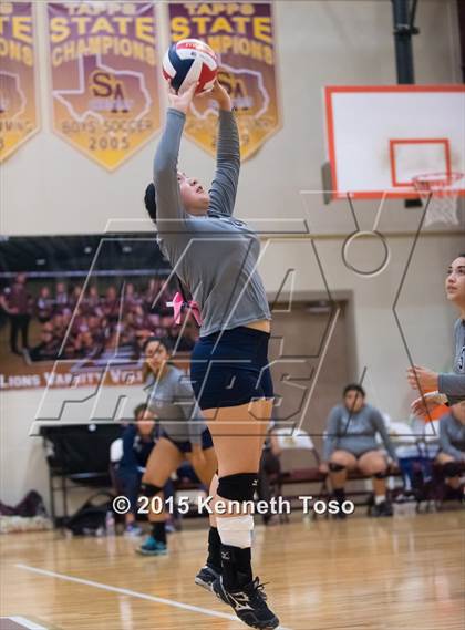 Thumbnail 2 in Providence Catholic @ San Antonio Christian photogallery.
