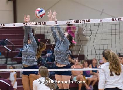 Thumbnail 3 in Providence Catholic @ San Antonio Christian photogallery.