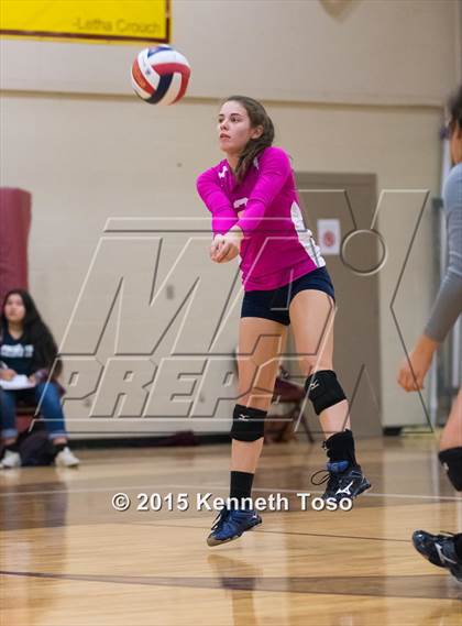 Thumbnail 3 in Providence Catholic @ San Antonio Christian photogallery.