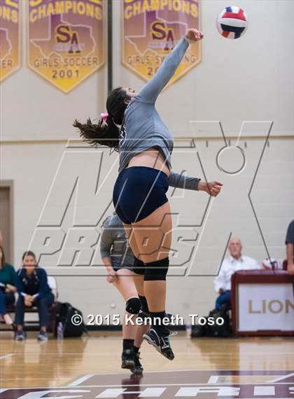 Thumbnail 1 in Providence Catholic @ San Antonio Christian photogallery.