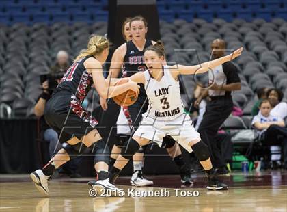 Thumbnail 2 in Gruver vs. Martins Mill (UIL 2A Final) photogallery.