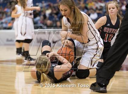 Thumbnail 1 in Gruver vs. Martins Mill (UIL 2A Final) photogallery.