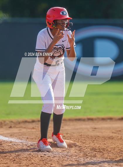 Thumbnail 3 in Warner Robins @ Dutchtown photogallery.