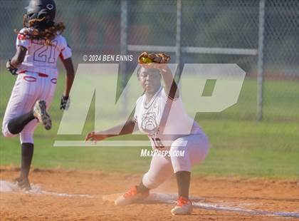 Thumbnail 2 in Warner Robins @ Dutchtown photogallery.