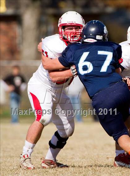 Thumbnail 2 in Mater Dei vs. Mt. Zion photogallery.