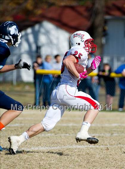 Thumbnail 2 in Mater Dei vs. Mt. Zion photogallery.