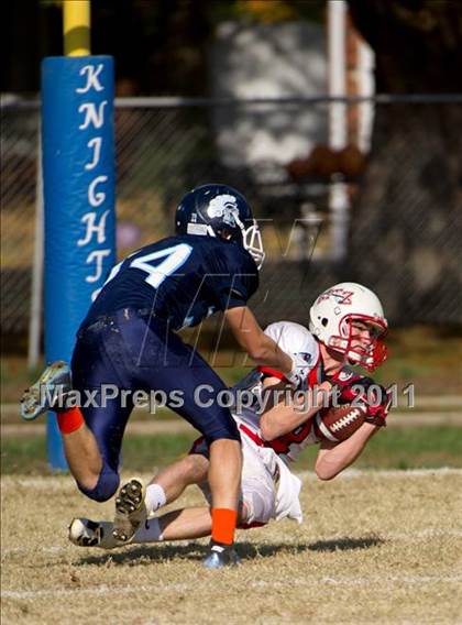 Thumbnail 3 in Mater Dei vs. Mt. Zion photogallery.