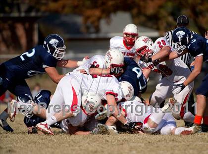 Thumbnail 2 in Mater Dei vs. Mt. Zion photogallery.