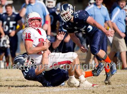 Thumbnail 1 in Mater Dei vs. Mt. Zion photogallery.