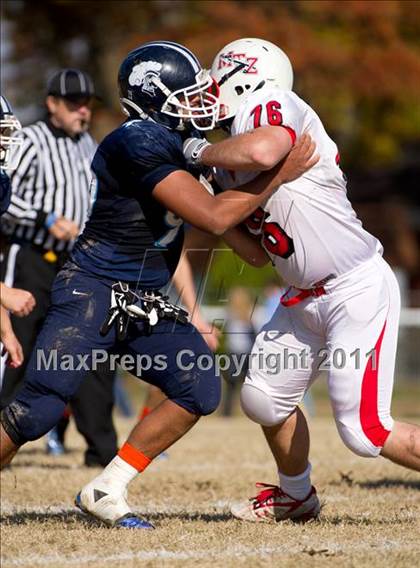 Thumbnail 3 in Mater Dei vs. Mt. Zion photogallery.