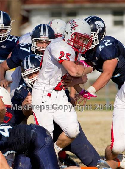 Thumbnail 3 in Mater Dei vs. Mt. Zion photogallery.