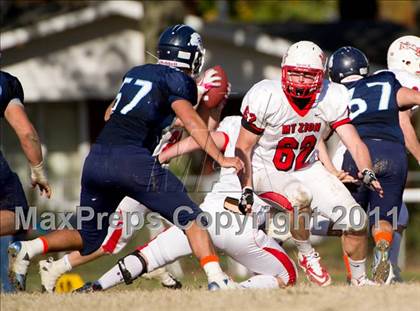Thumbnail 2 in Mater Dei vs. Mt. Zion photogallery.