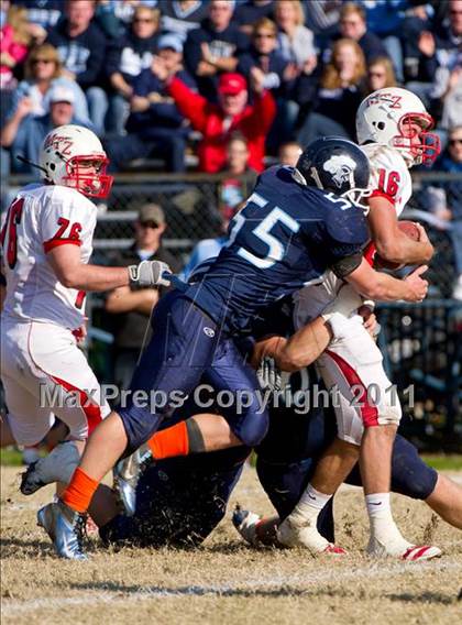 Thumbnail 3 in Mater Dei vs. Mt. Zion photogallery.