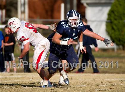 Thumbnail 2 in Mater Dei vs. Mt. Zion photogallery.