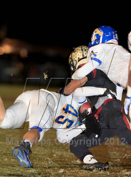Thumbnail 3 in Bishop Amat @ Alemany photogallery.