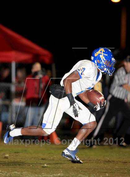 Thumbnail 1 in Bishop Amat @ Alemany photogallery.