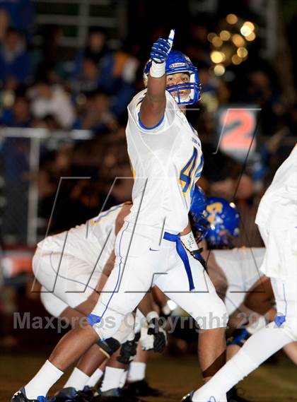 Thumbnail 3 in Bishop Amat @ Alemany photogallery.