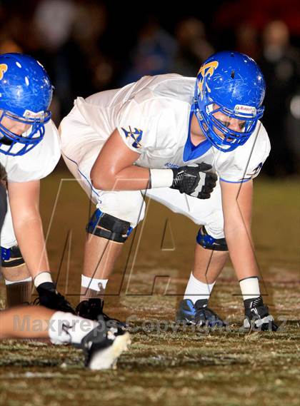 Thumbnail 1 in Bishop Amat @ Alemany photogallery.
