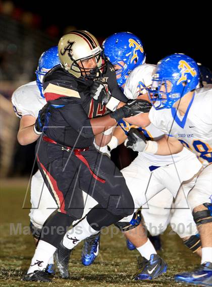 Thumbnail 3 in Bishop Amat @ Alemany photogallery.