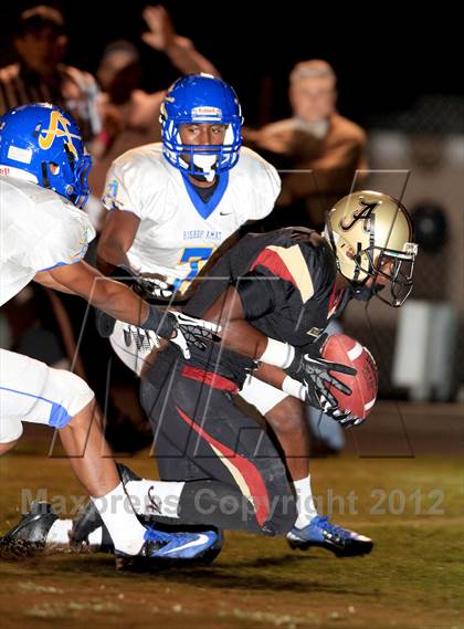 Thumbnail 2 in Bishop Amat @ Alemany photogallery.