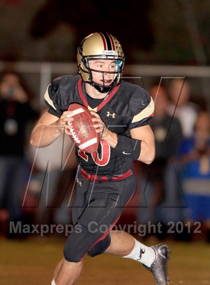 Thumbnail 3 in Bishop Amat @ Alemany photogallery.