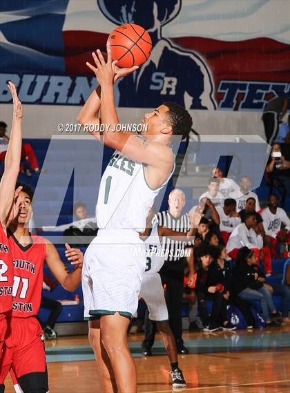 Thumbnail 2 in South Houston vs. Pasadena (McDonald's Texas Invitational) photogallery.