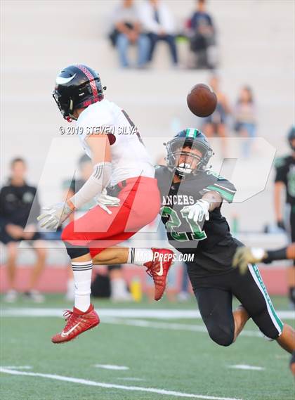 Thumbnail 1 in Hilltop vs. La Jolla (SDFNL Kickoff Classic) photogallery.