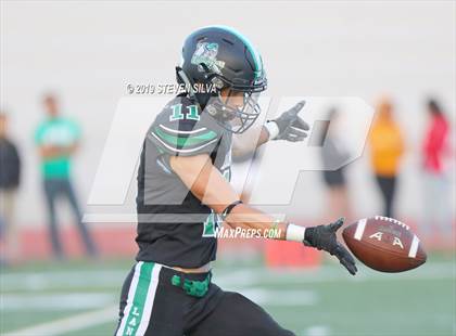 Thumbnail 2 in Hilltop vs. La Jolla (SDFNL Kickoff Classic) photogallery.