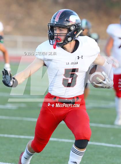 Thumbnail 3 in Hilltop vs. La Jolla (SDFNL Kickoff Classic) photogallery.