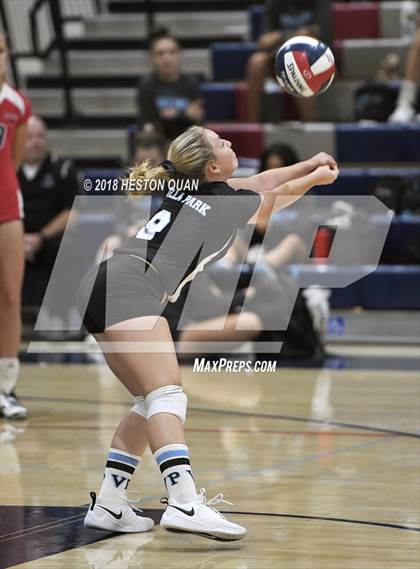 Thumbnail 1 in Villa Park @ Yorba Linda photogallery.