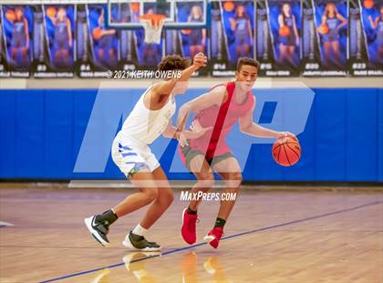 Thumbnail 1 in Marcus @ Hebron photogallery.