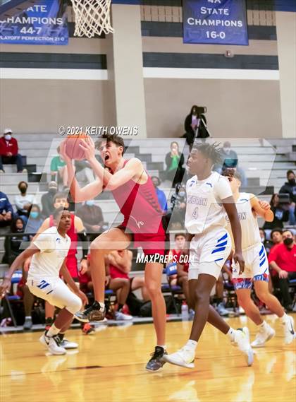 Thumbnail 3 in Marcus @ Hebron photogallery.