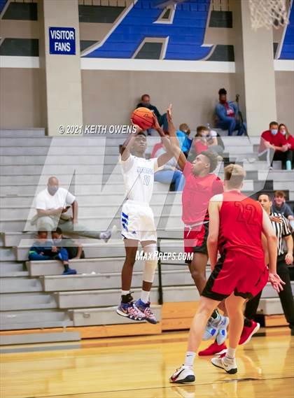 Thumbnail 2 in Marcus @ Hebron photogallery.