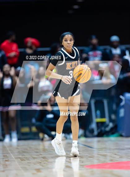 Thumbnail 3 in Kell vs Warner Robins (GHSA 5A State Championship) photogallery.