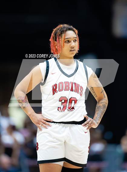 Thumbnail 3 in Kell vs Warner Robins (GHSA 5A State Championship) photogallery.